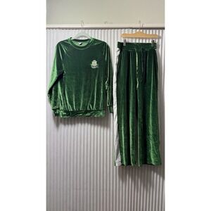 IVY STOREHOUSE AKA ALPHA KAPPA ALPHA TRACK SUIT WOMAN SIZE SMALL MINT CONDITION